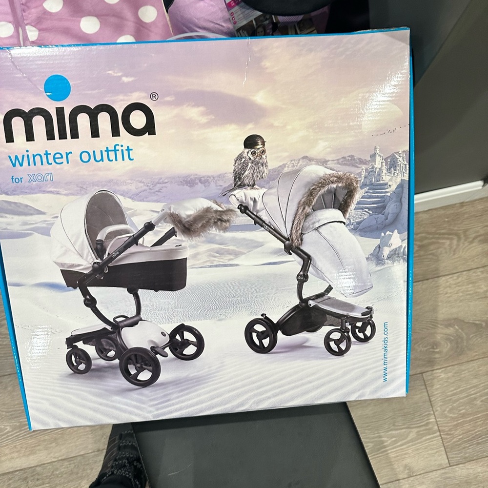 Mima Xari Winter Outfit Champagne color
